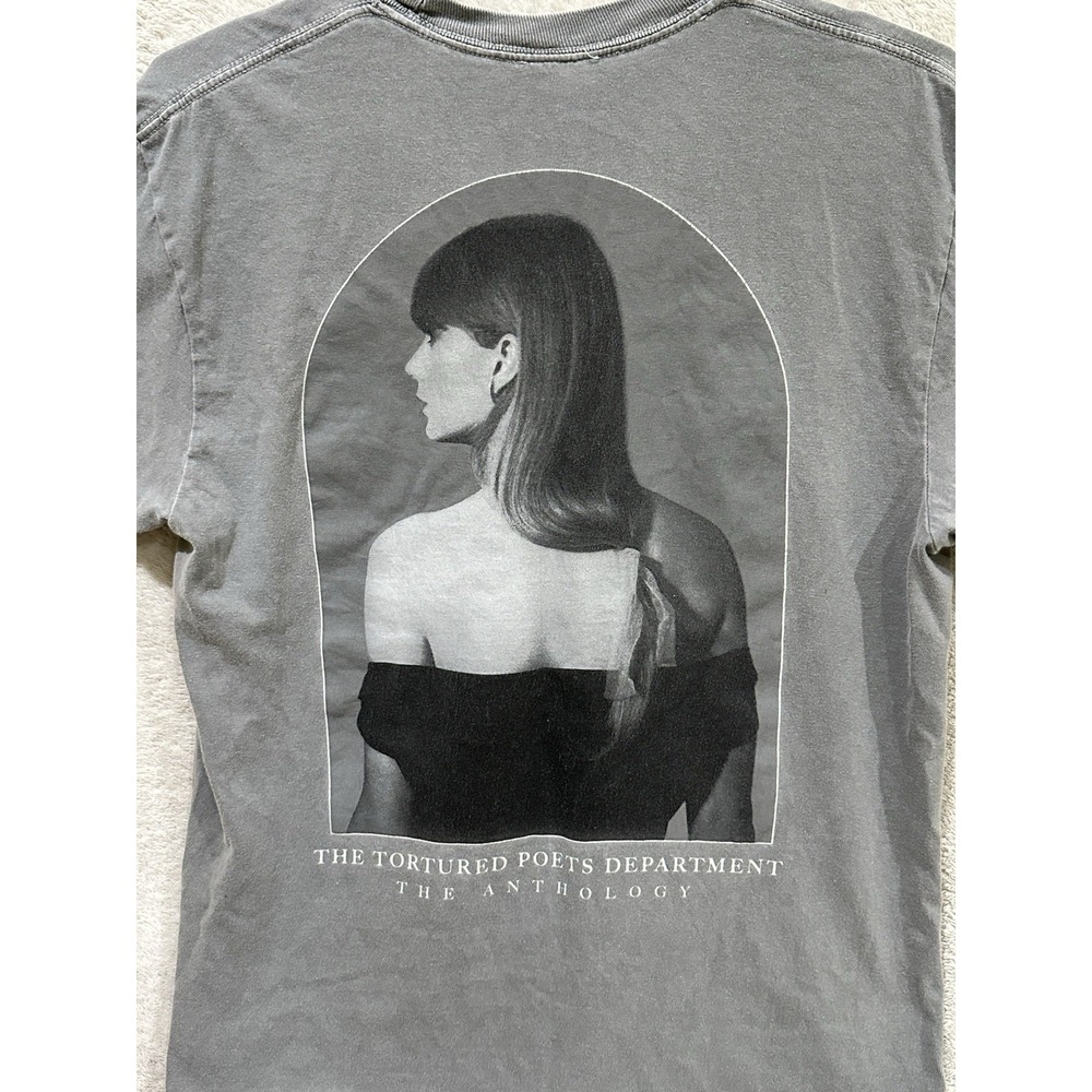 Taylor Swift T-Shirt Gray Medium The Tortured Poets Department The Anthology‎